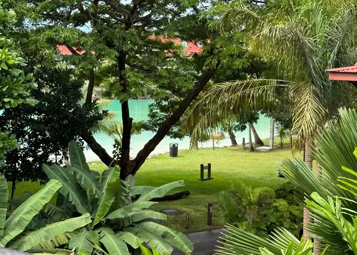 Eden Island Luxury Apartment - White Sand